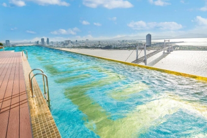 Khách sạn Wyndham Danang Golden Bay 