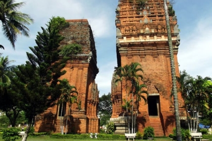 Tour Quy Nhơn -Tháp Đôi -  Hầm Hô - Tây Sơn 1 ngày